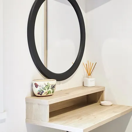 Fir Tree With Hot Tub Tatil Evi York