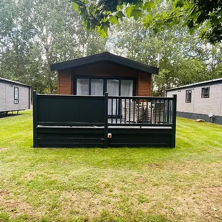 Fir Tree With Hot Tub Semesterbostad